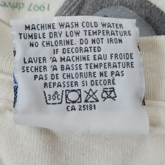 Gildan heavy weight pre-shrunk t-shirt graphic - Picture 7 of 8